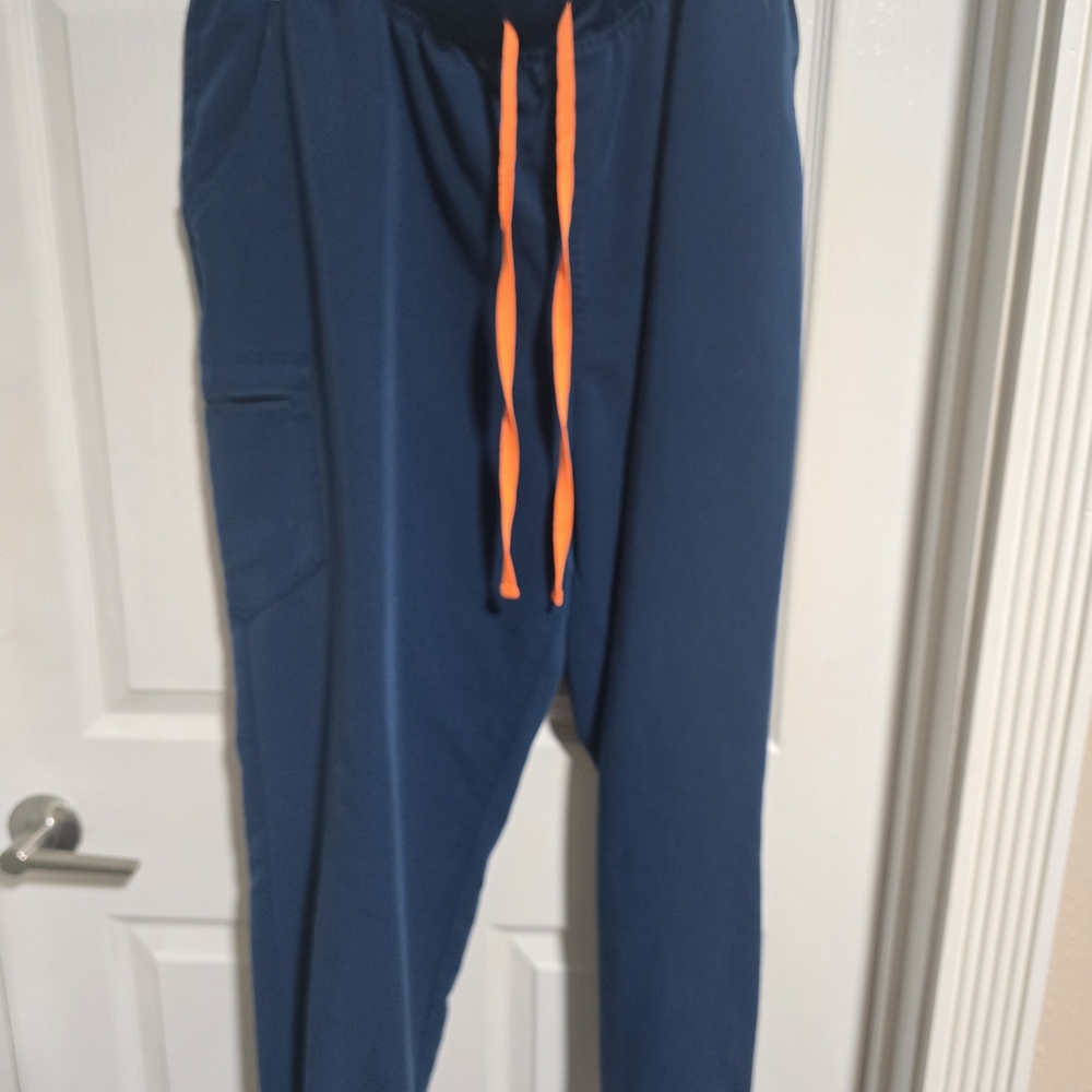 Figs Women Zamora Jogger Scrub Pants In Deep Reef